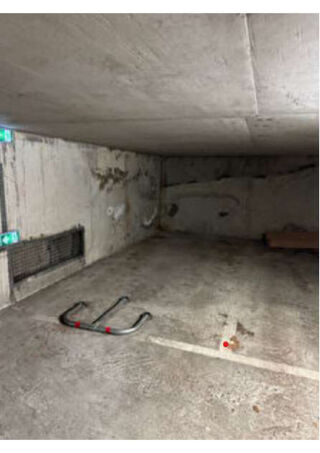  Parking / Garage à louer 12 m²