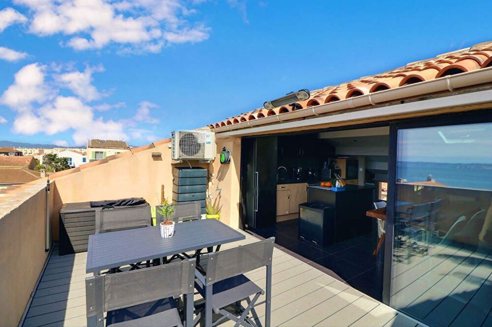 Appartement 3 pièce(s) 72.20 m2 - MONTREDON Vue mer