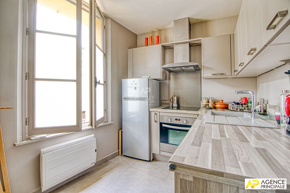 Vente Maison Versailles  carrés Saint-Louis  Maison de ville de 5 pièces 127 m² au sol Versailles