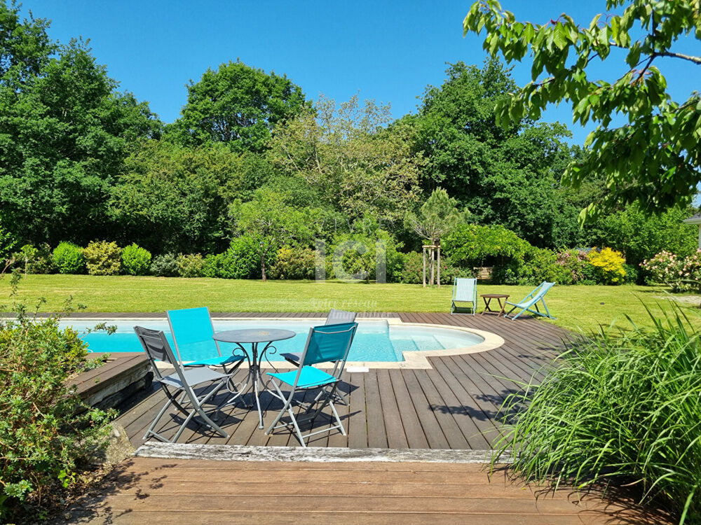 Maison 8 pièces 165 m² · à Vigneux de Bretagne · 165 m² · 581 280 €