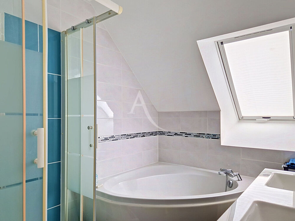 Vente Maison Maison lumineuse de 2011 -  4 chambres Vie de plain-pied  Brain-sur-l'Authion Brain sur l authion