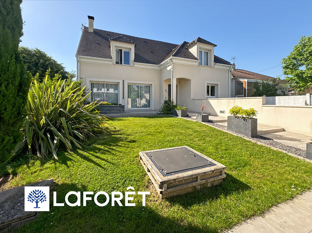 Vente Maison Maison familiale 7 pièces à vendre à Sainte-Geneviève-des-Bois - Proche gare et écoles Sainte genevieve des bois