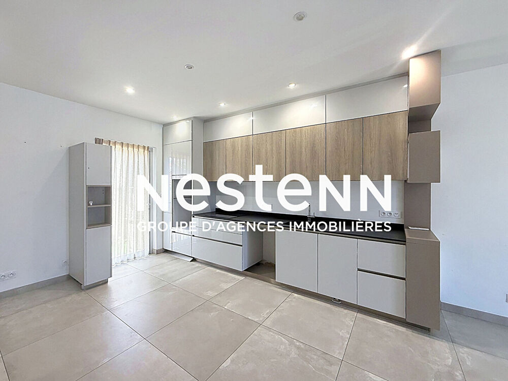 Vente Maison Maison de ville Moderne et Traversante 3 pièces avec 2 chambres Terrasse - 69500 BRON Bron