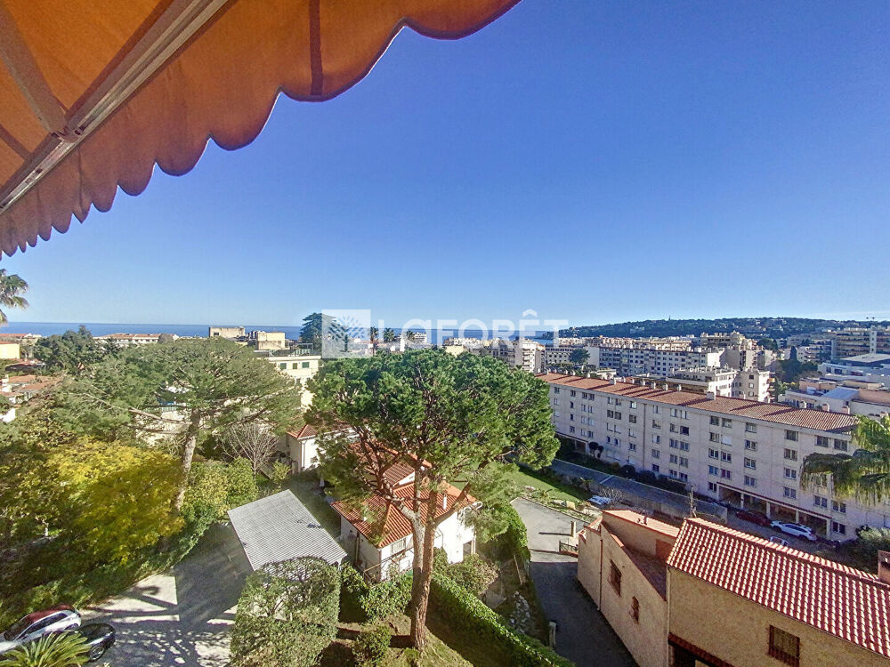 Penthouse 123 m² - 4 pièces - garage- vue mer