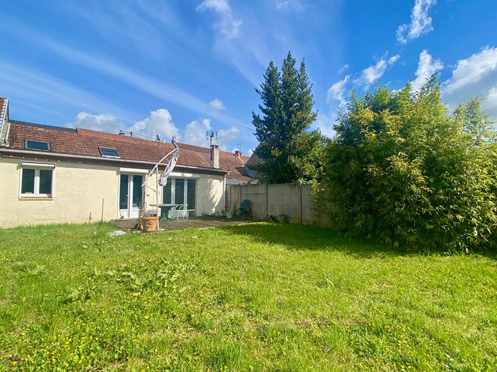 Maison en pierre située entre Courlandon et Fismes de 4 pièce(s) 135 m2 au sol