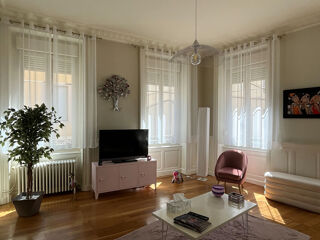  Immeuble � vendre 13 pi�ces 271 m�