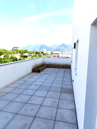  Appartement � vendre 4 pi�ces 79 m�