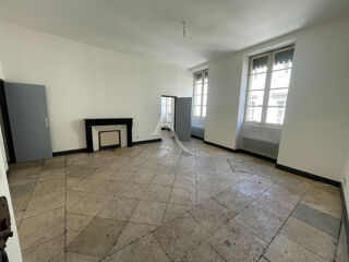  Appartement à louer 2 pièces 64 m²