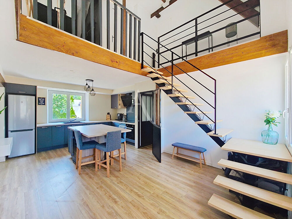 Maison 6 pièces 130 m² · à Chateauneuf sur Sarthe · 130 m² · 260 000 €