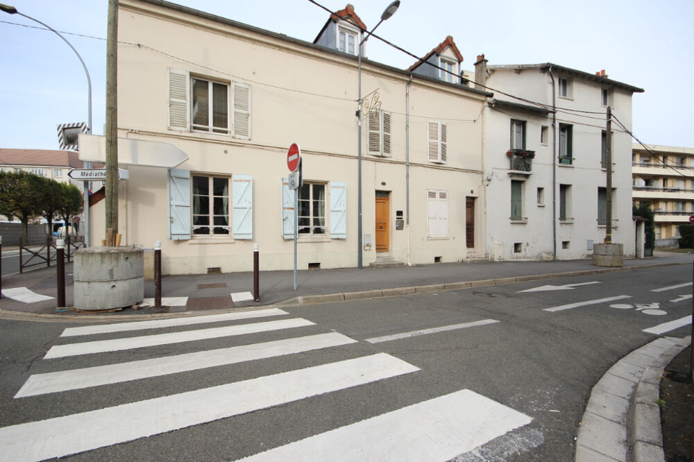 Location Appartement Appartement Poissy 1 pièce(s) 28 m² au sol Poissy