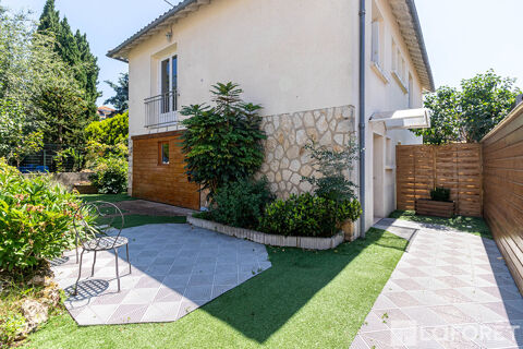   PERIGUEUX - Maison 6 pi�ces -140 m2 Maison - 6 pi�ce(s) - 140 m�