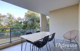  Appartement à louer 3 pièces 66 m²