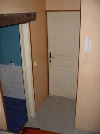  Appartement à louer 1 pièce 54 m²