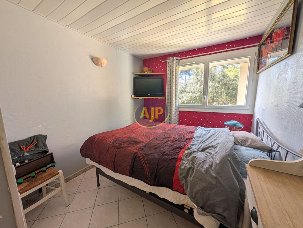 Vente Appartement Appartement T3 d'environ 71 m², jardin de 120 m² et 2 places de parking Le verdon sur mer