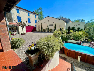  Maison � vendre 9 pi�ces 265 m�