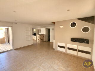  Maison à louer 6 pièces 117 m²