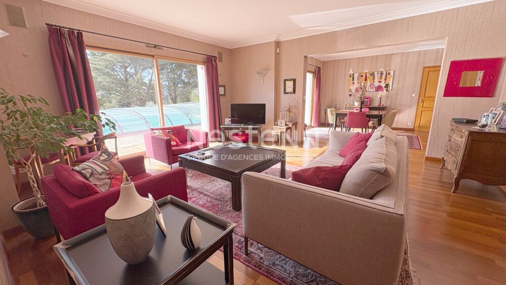 Maison Le Fenouiller 7 pièce(s) 202 m2