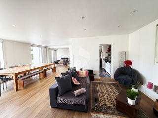  Maison � vendre 9 pi�ces 214 m�