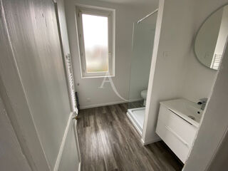  Immeuble à vendre 4 pièces 90 m²