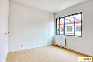 Vente Maison Versailles Notre Dame  - Maison  5 pièces  131.60 m² au sol avec terrasse arborée de 33 m² Versailles