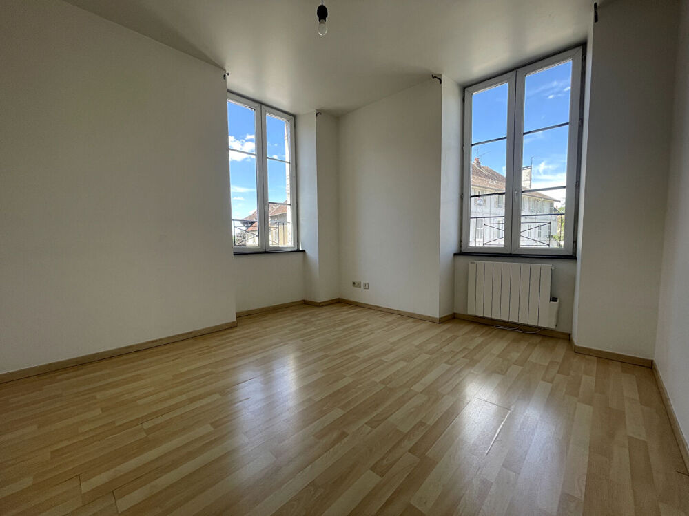 Appartement Montmorot / 4 pièces / 2 chambres / 80.77 m²
