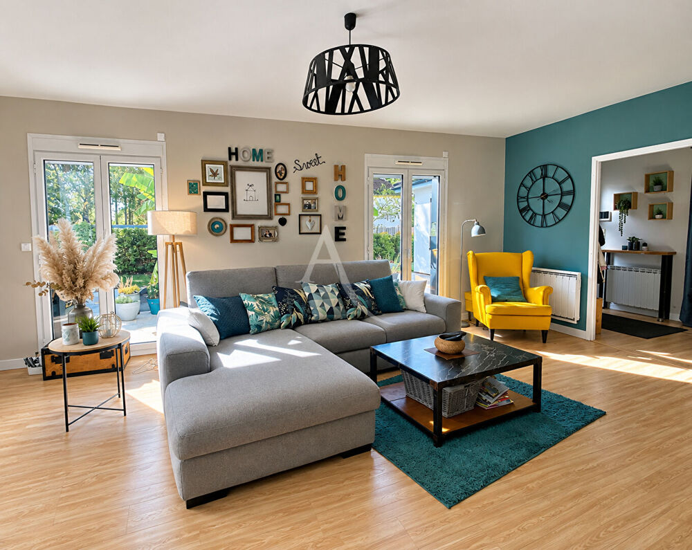 Vente Maison Maison de plain-pied avec grande dépendance Mardié 7 pièce(s) 154 m2 Mardie