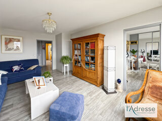  Appartement  vendre 4 pices 80 m