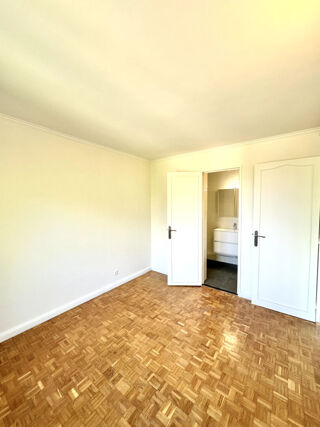  Appartement à louer 2 pièces 43 m²