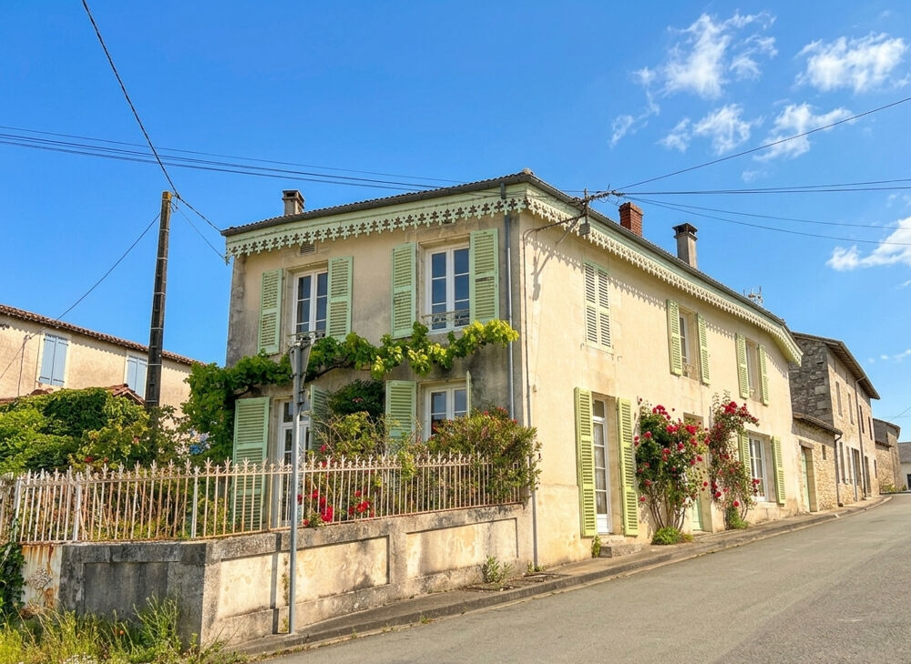 Charmante maison de caractère avec cave voûtée et jardins
