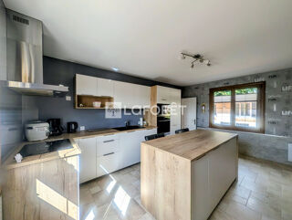  Maison à vendre 6 pièces 200 m²