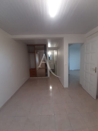 Appartement à louer 2 pièces 37 m²