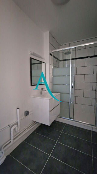  Appartement  vendre 5 pices 84 m