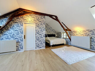  Maison à louer 6 pièces 220 m²