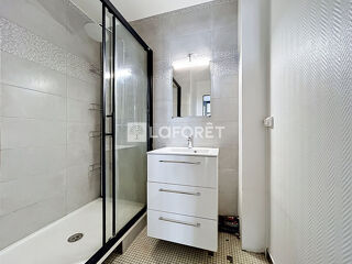  Appartement à louer 2 pièces 56 m²