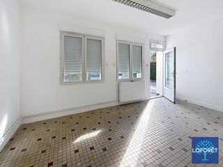  Appartement à louer 3 pièces 90 m²