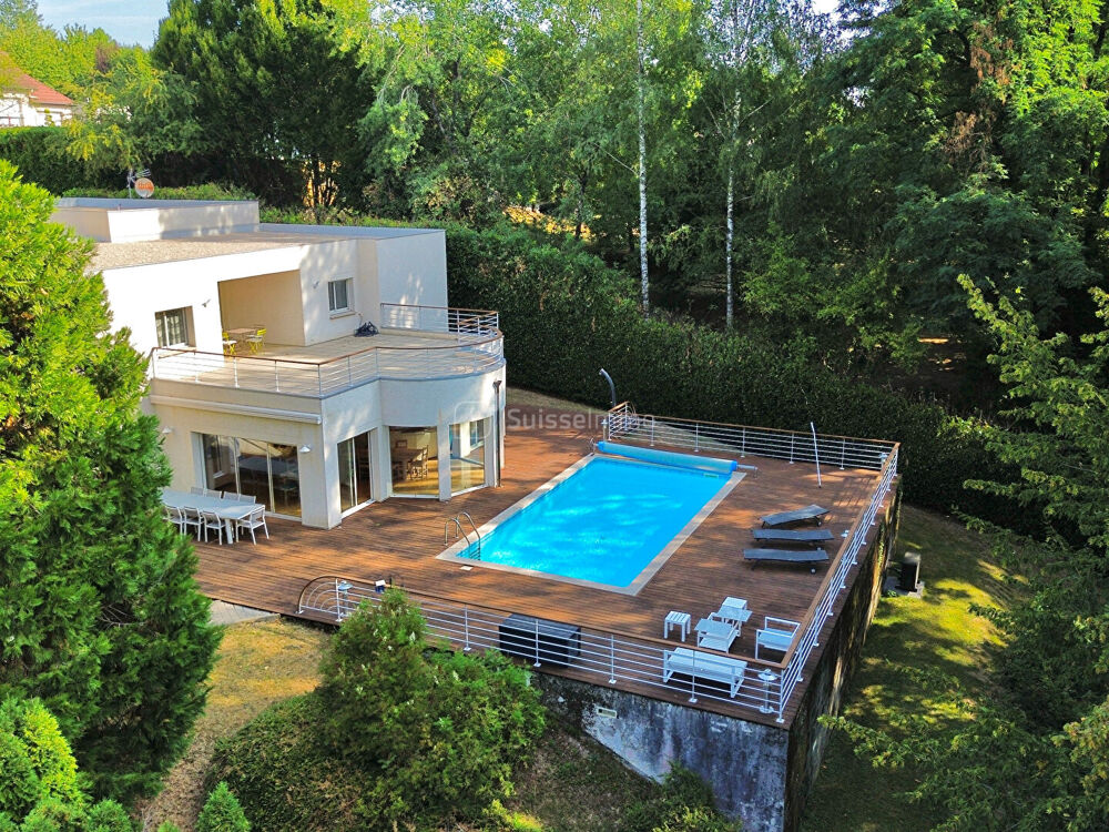 Maison d'architecte Besancon 6 pièce(s) 285 m2