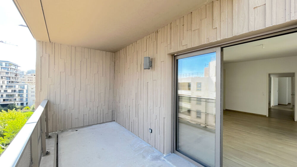 Location Appartement A LOUER APPARTEMENT DE TYPE 4 AVEC TERRASSE - BORDEAUX QUARTIER EURATLANTIQUE Bordeaux