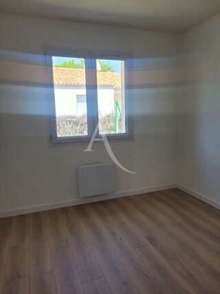  Maison à louer 4 pièces 79 m²