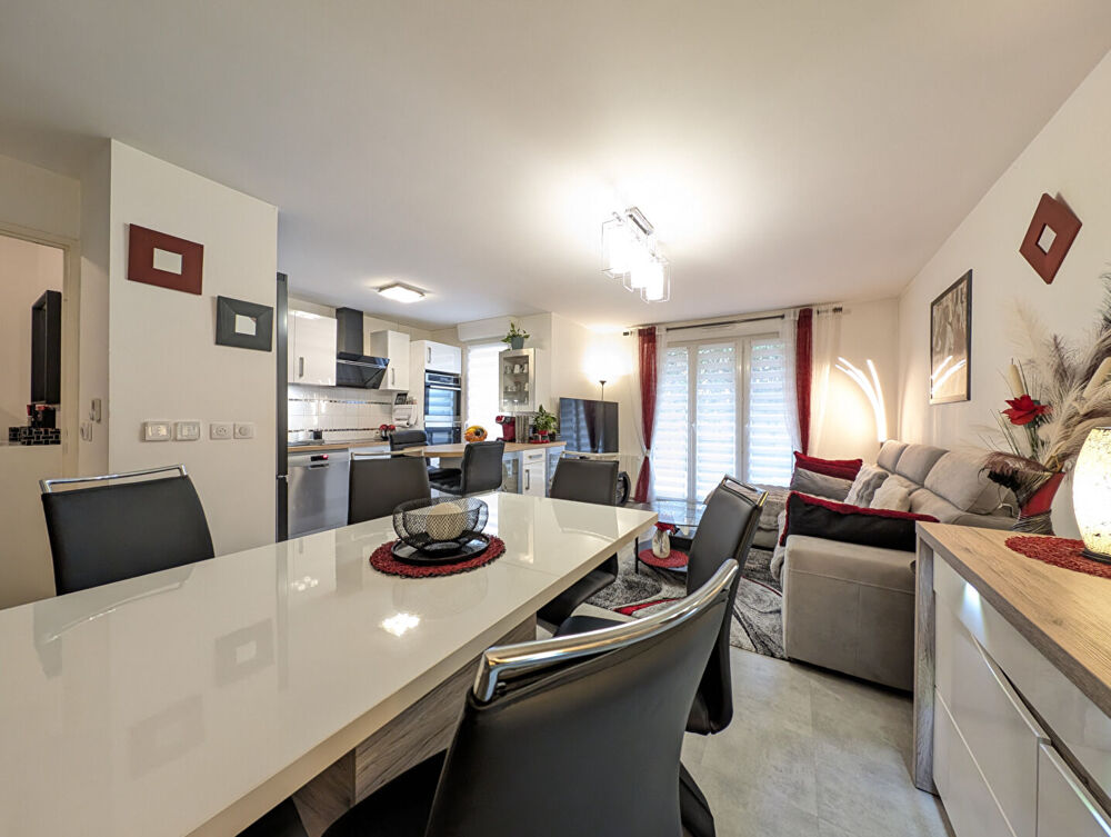 À vendre ? Appartement F3 avec jardin et 2 parkings à Nanteuil-lès-Meaux