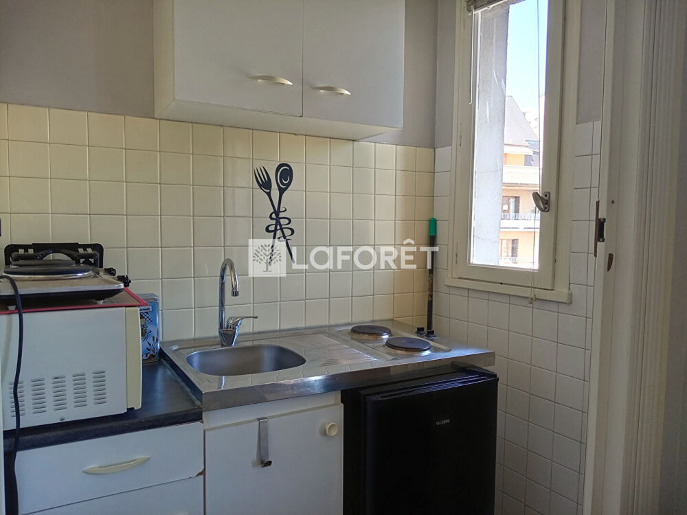 Location Appartement Studio meublé BRIVE LA GAILLARDE Brive la gaillarde