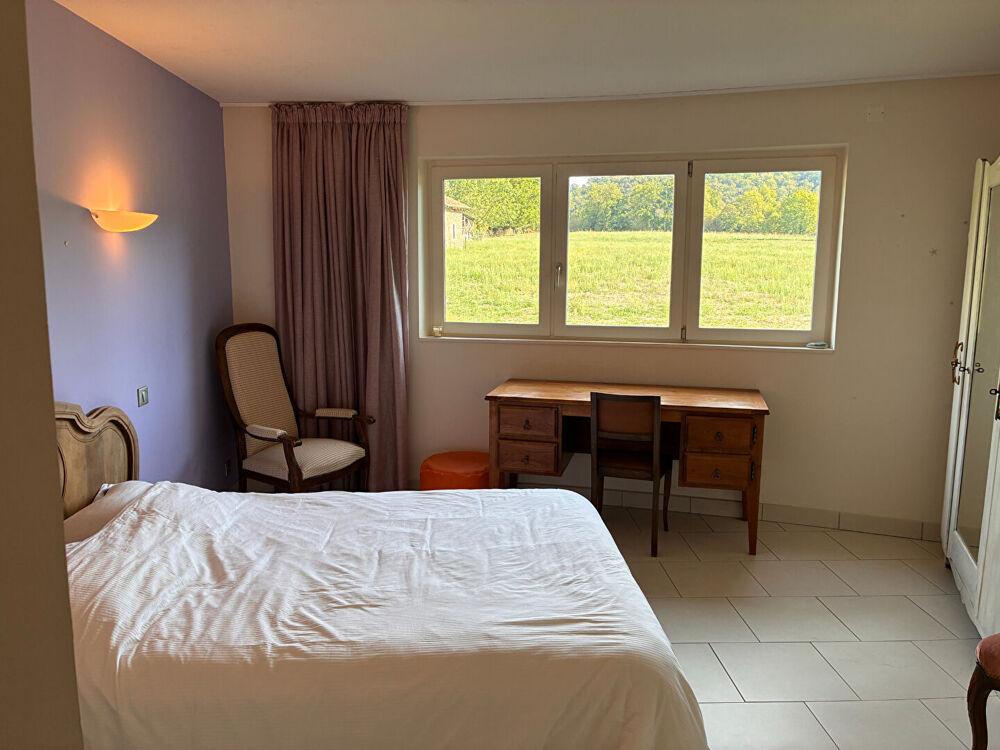 Vente Maison Maison d'exception avec extension contemporaine et prestations de qualité St etienne de maurs