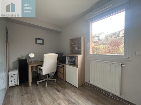  Appartement � louer 4 pi�ces 106 m�