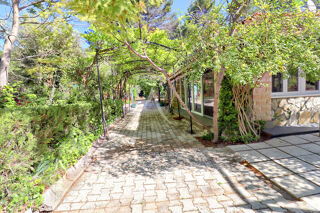  Maison � vendre 8 pi�ces 180 m�