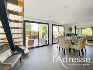  Maison  vendre 6 pices 160 m