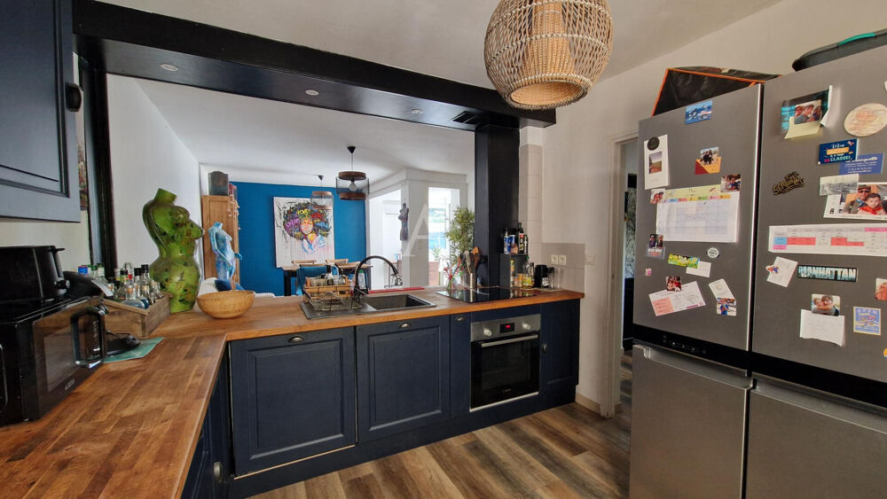 Vente Maison Maison familiale 108.5m² 4 chambres avec deux suites, garage aménagé et jardin Armissan