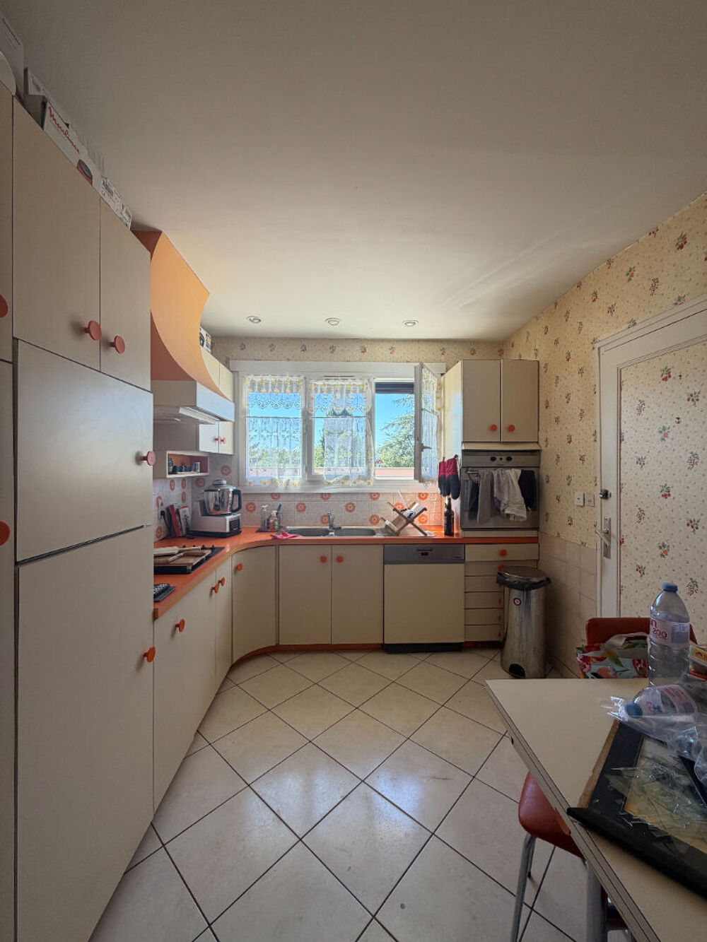 Location Maison Maison de plain-pied avec 3 chambres, garage et jardin Loriol sur drome