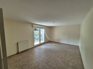  Appartement à louer 3 pièces 61 m²