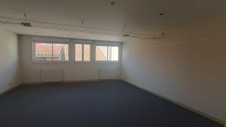  Immeuble à vendre 300 m²