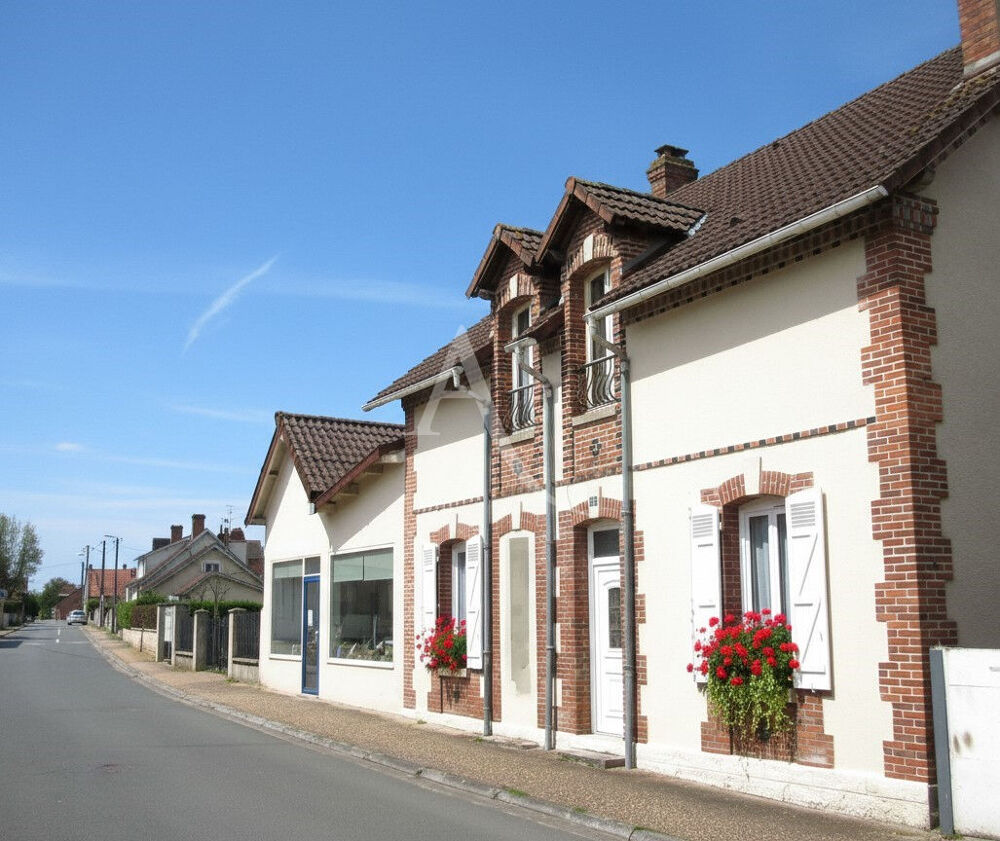 Maison Salbris 7 pièces et local professionnel .