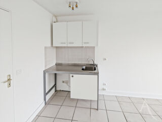 Appartement à louer 1 pièce 26 m²